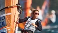 Blanca Manchón estrena el Mundial de RS:X en quinta posición