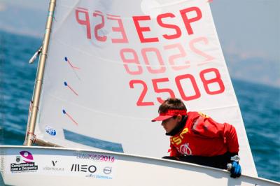 Buen debut de España en el Mundial de Optimist de Vilamoura