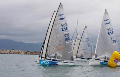 Campeonato de España de Finn. Alex Muscat con sendos primeros encabeza la clasificación con 1 punto de ventaja sobre Rafa Trujillo