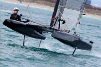 Cerca de 30 catamaranes Clase A se dan cita en el Mar Menor