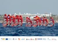 Comienza el último sprint de los Lanzarote iQFOiL Games con el estreno de las Series Finales