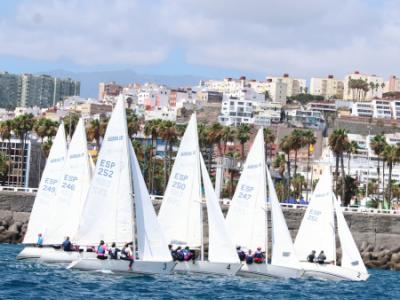 Cristina Martínez Doreste, del Club Marítimo Varadero, líder provisional de la 2ª Regata de la Igualdad Cristina Martínez Doreste, del Club Marítimo Varadero, líder provisional de la 2ª Regata de la Igualdad