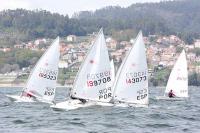 Dura jornada de mar y viento en el Trofeo Efectos Navales Jesús Betanzos de Laser Master