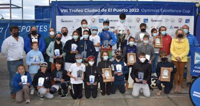 El andaluz José Medel gana el Trofeo Excellence Cup de Optimist en la bahía gaditana