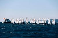 El fuerte viento marca la 2ª edición de la regata Territori Mestral en el CNCB