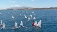 El IV Trofeo de Vela Ligera Real Club Marítimo – ‘Melilla, Ciudad del Deporte’ cierra con una manga más con Levante flojo.
