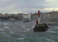 El sur arrecio en Santander suspendiendo  la  actividad de la flota snipe