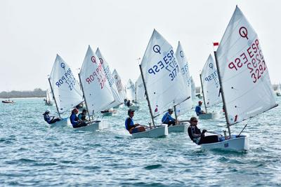 El viento pone las cosas difíciles en el primer asalto al 7º Trofeo de la Hispanidad de Optimist