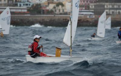 España marcha tercera en el Europeo de Naciones de Optimist