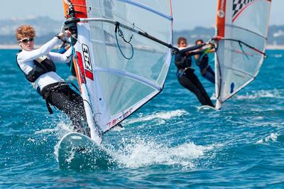 La FVCV proclama a sus campeones autonómicos de Windsurf & IQFoil en el Club Náutico de Santa Pola