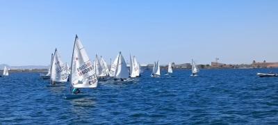 La igualdad entre la flota ha sido la tónica general en el Trofeo Centenario en Santiago de la Ribera