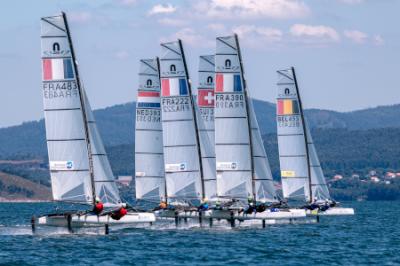 La ría de Arousa ofrece otra gran jornada de competición en el 2024 Junior World Championship