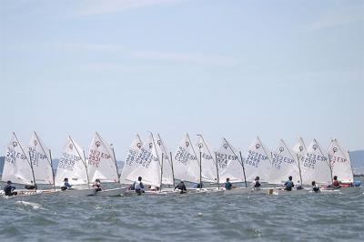La V Semana Galega da Vela, en la Ría de Arousa, movilizó a 170 regatistas por la Copa Galicia y Manuel Villaverde certifica que está “consolidada” La V Semana Galega da Vela, en la Ría de Arousa, movilizó a 170 regatistas por la Copa Galicia y Manuel Villaverde certifica que está “consolidada”