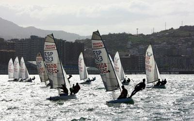 Las campeonas de Europa dominan en el Abra en el Trofeo Artea-José Luis Ugarte