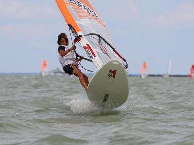 Los mallorquines Joshua Castro y Biel Martorell, campeón y subcampeón del mundo de Windsurf 