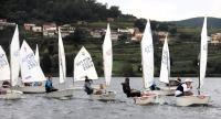 Los optimistas del Real Club Náutico de Vigo dominadores de la primera jornada en aguas de Castrelo de Miño