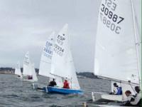 Manuel Jimenez y Jose Ramón Pardo lideran el campeonato gallego de snipe