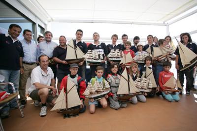 Mariano Ingliterra vence en los veteranos del Láser Standard con triunfos de Álvaro Franco en Radial y Miguel Lence en 4.7