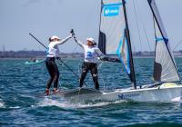 Mundial 49er, 49er FX y Nacra 17. Los españoles encaran la segunda parte en el Top10