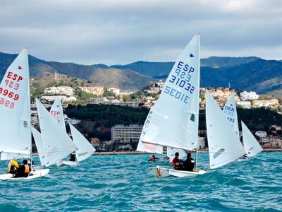  Pablo Fresneda y Bárbara Brotons levantan en aguas de Málaga la Copa de Andalucía de Snipe