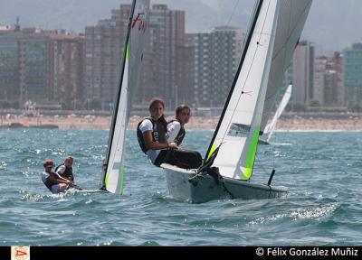 Penúltima jornada del Trofeo de Verano de Vela Ligera del RCAR