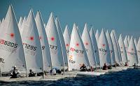 Rodríguez y Haverland son los primeros líderes en el Campeonato de Europa s21 de Laser Standard y Radial