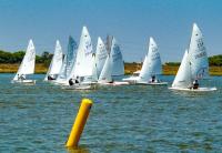 Ángel Ballesteros y Sonia Hidalgo se imponen en la primera copa autonómica de Snipe de la temporada disputada en aguas onubenses