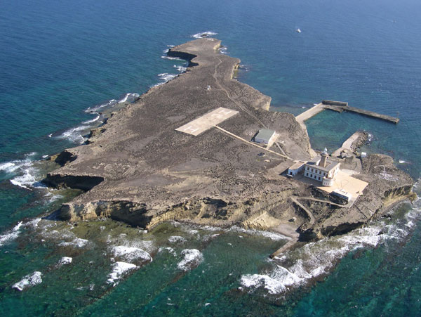 Isla de Alborán desde el S