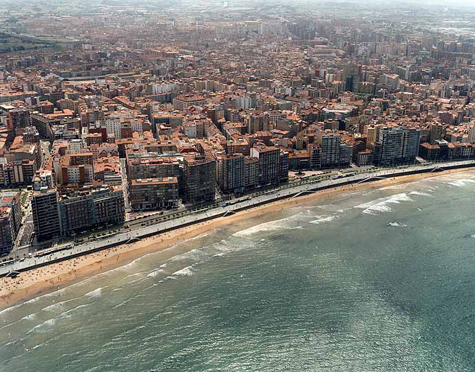 Playa de San Lorenzo