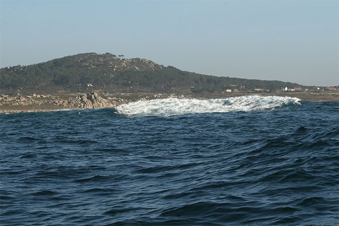 Rompiente en el Bajo Teiláns , al N de Corrubedo