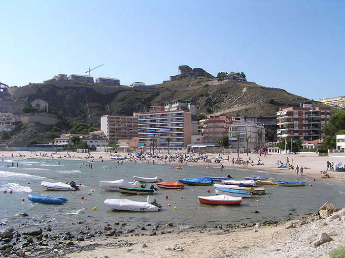 Playa de L'Illa o de Los Olivos (Cullera)