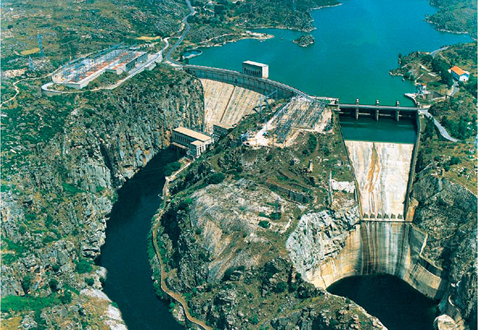 Vista aérea de la presa