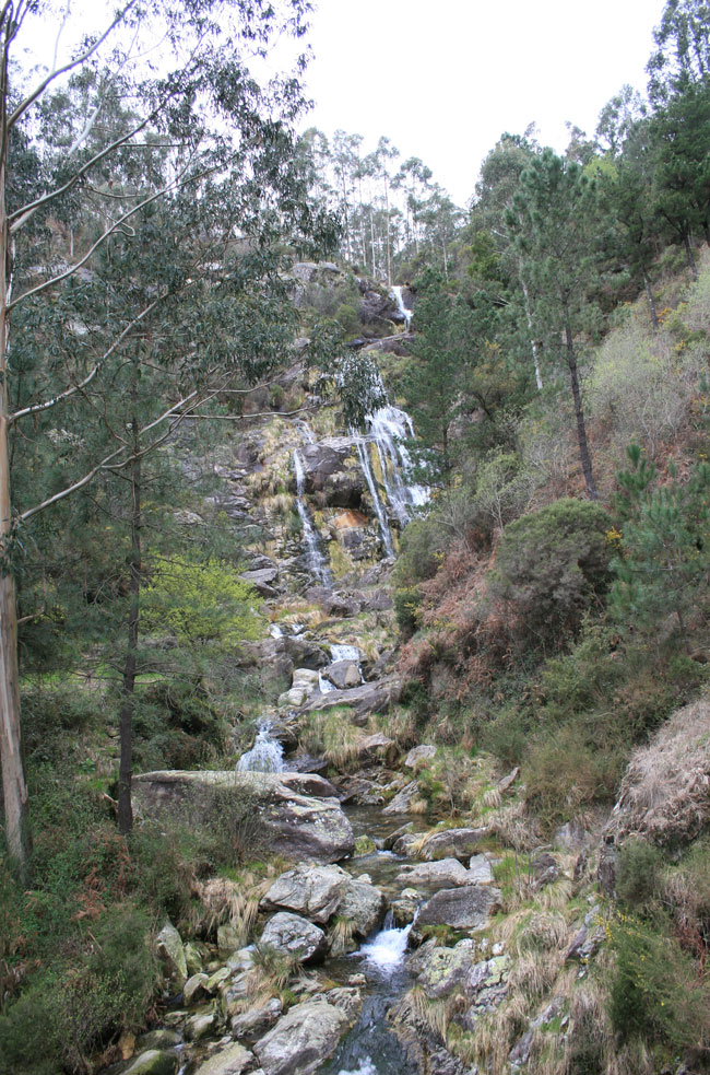 Fervenza de Cadarnoxo:: Sierra do Barbanza.