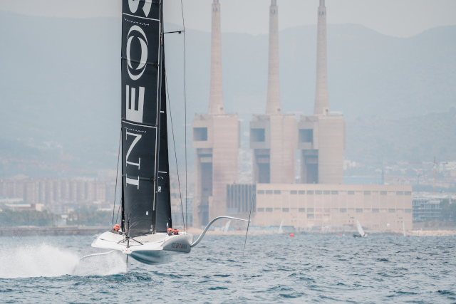 16_INEOS_AC40_D1_0024