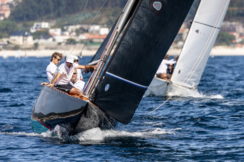 16fa55d3-e00c-0817-baef-c3b8f588c45e