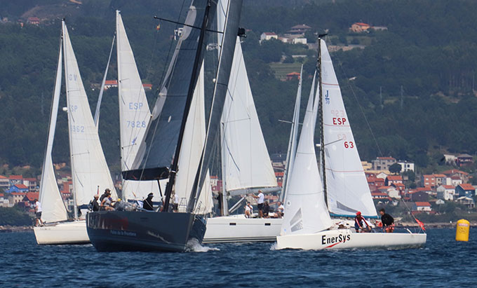 2019-08-16-Salida-de-los-Open-con-Fresgarrido-en-cabeza-(Foto-Pedro-Seoane)