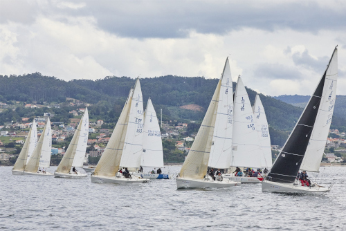 La competición de los J80 fue de lo más interesante del Trofeo - Foto Lalo R Villar