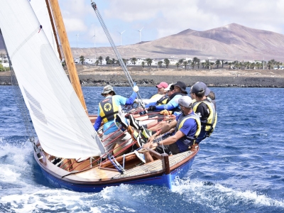 PREVIA. REGATA ENTRENAMIENTO 8,55 METROS (3)