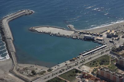 La Junta adjudica las obras del cerramiento del varadero del puerto de La Atunara en La Línea