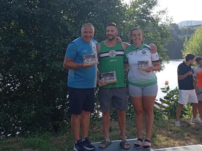 El club Ría de Betanzos domina el LVI Descenso do Miño de Ourense