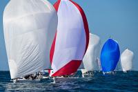 El ‘Ono’ lidera la XII Copa España J 80 en aguas del Abra