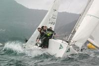 Jornada sin viento en el Gran Premio El Corte Inglés de Platu 25