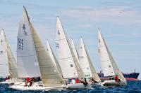 Los J 80 siguen en el Abra con las pruebas del IV Trofeo Social 