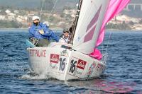 Petit Palace Hoteles da el primer paso en el Trofeo Linde Sogacsa de J70 y lidera la tercera serie