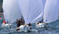 Máxima igualdad en la ría viguesa tras la primera jornada del primer acto de las J70 Sailway Series: