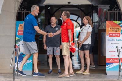 El Rey Don Felipe llega al RCNP para competir en la tercera jornada de la 44 Copa del Rey Mapfre