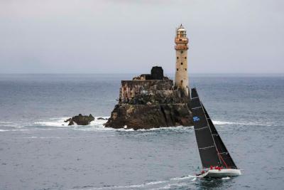 ROLEX FASTNET RACE: Black Pearl lidera la carga alrededor de la Roca