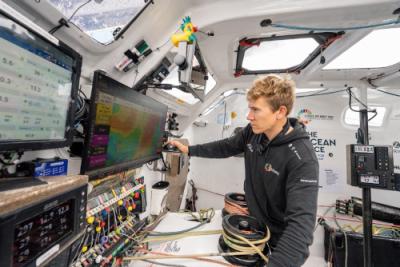 ¡El viento amaina, pero la competencia no!