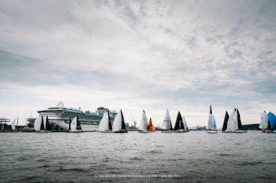DIXI 5 y Garmin Team Pro4u ganan una rápida y exigente Regata Costera del Puerto de Klaipėda