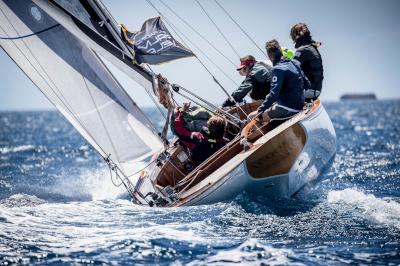 El espíritu de los clásicos modernos desembarca en el RCNP